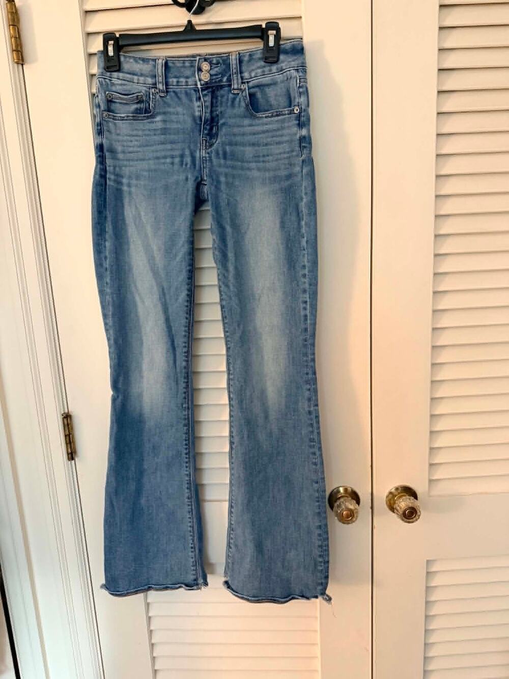 American Eagle Artist Flare jeans size 4 long